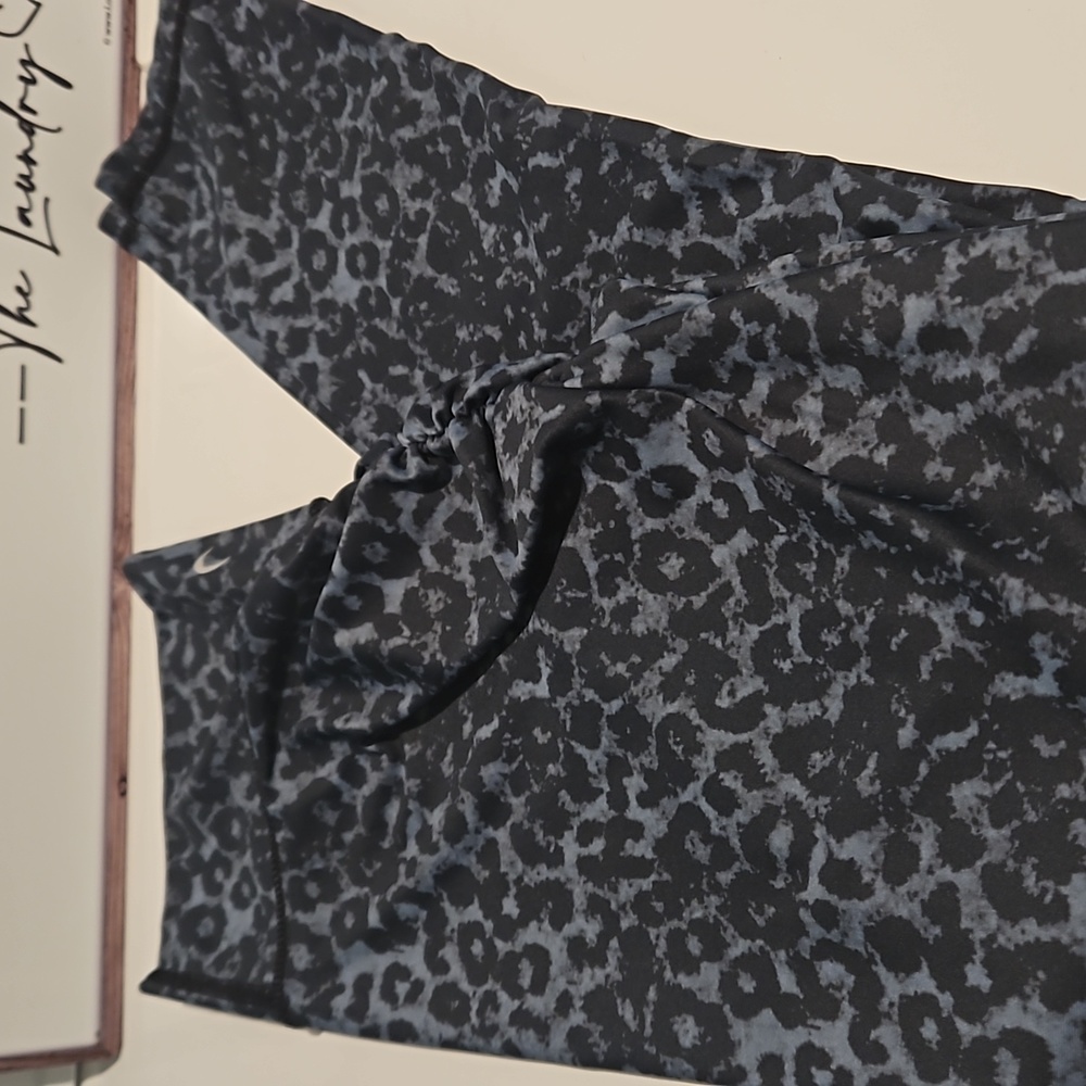 Zyia leggings - Picture 4 of 4